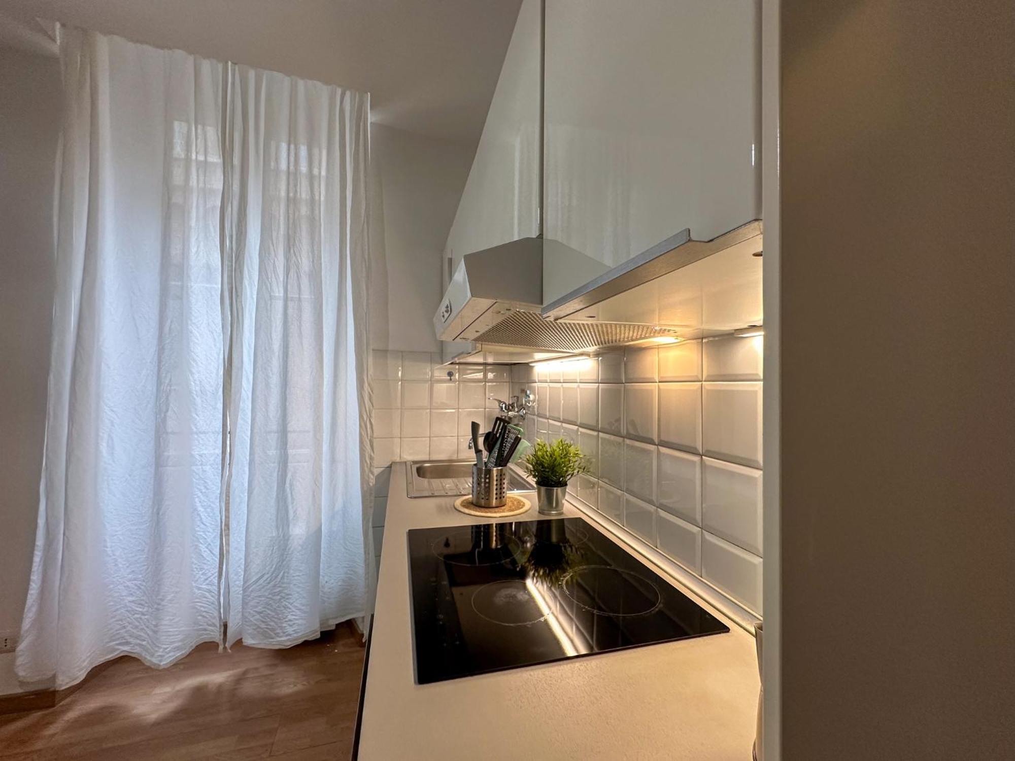 Apartment By The Colosseum - White Chic Flats 로마 외부 사진